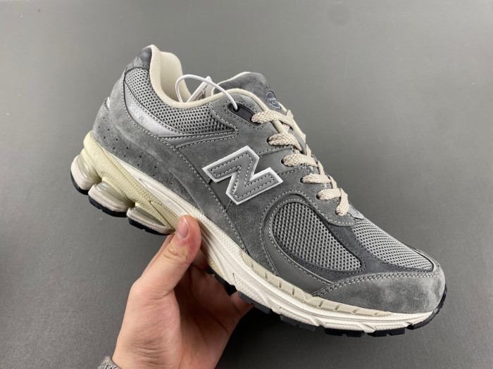 New Balance 2002R Shadow Grey M2002RANM
