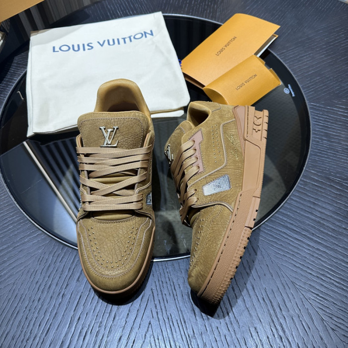 LOU1VTON SNEAKER