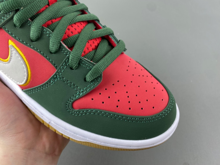 Nike SB Dunk Low Pro PRM Seattle Supersonics FZ1287-300